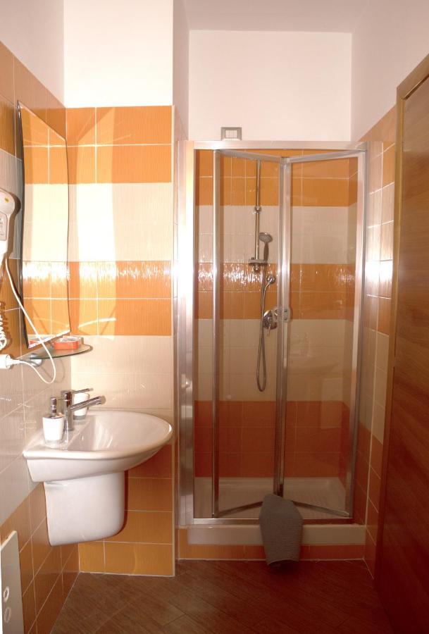 Affittacamere Certe Notti Sala Consilina Ngoại thất bức ảnh